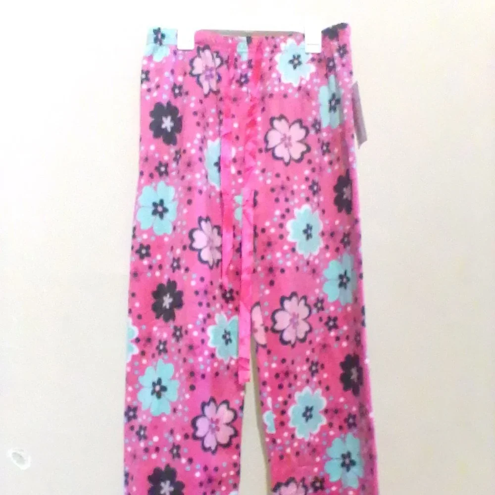 Women's PJs - Picture 1 of 6